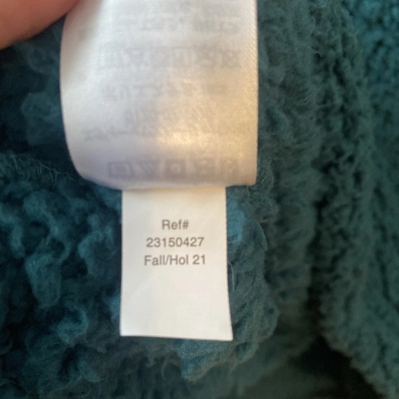 Eddie Bauer Women’s Teal Cowl Neck Plush Teddy Fleece Pullover, size M - Picture 9 of 13